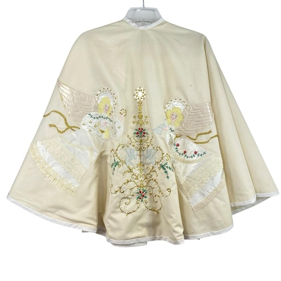 The Unbranded Brand Other - Chasuble Vestment Ivory Hand Sewn Hand Embroidered Angels